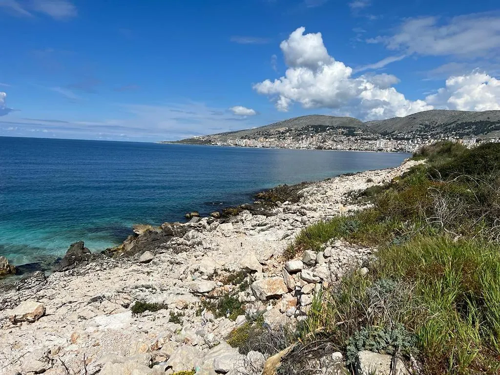 White Sidesea View Apartment Sarandë
